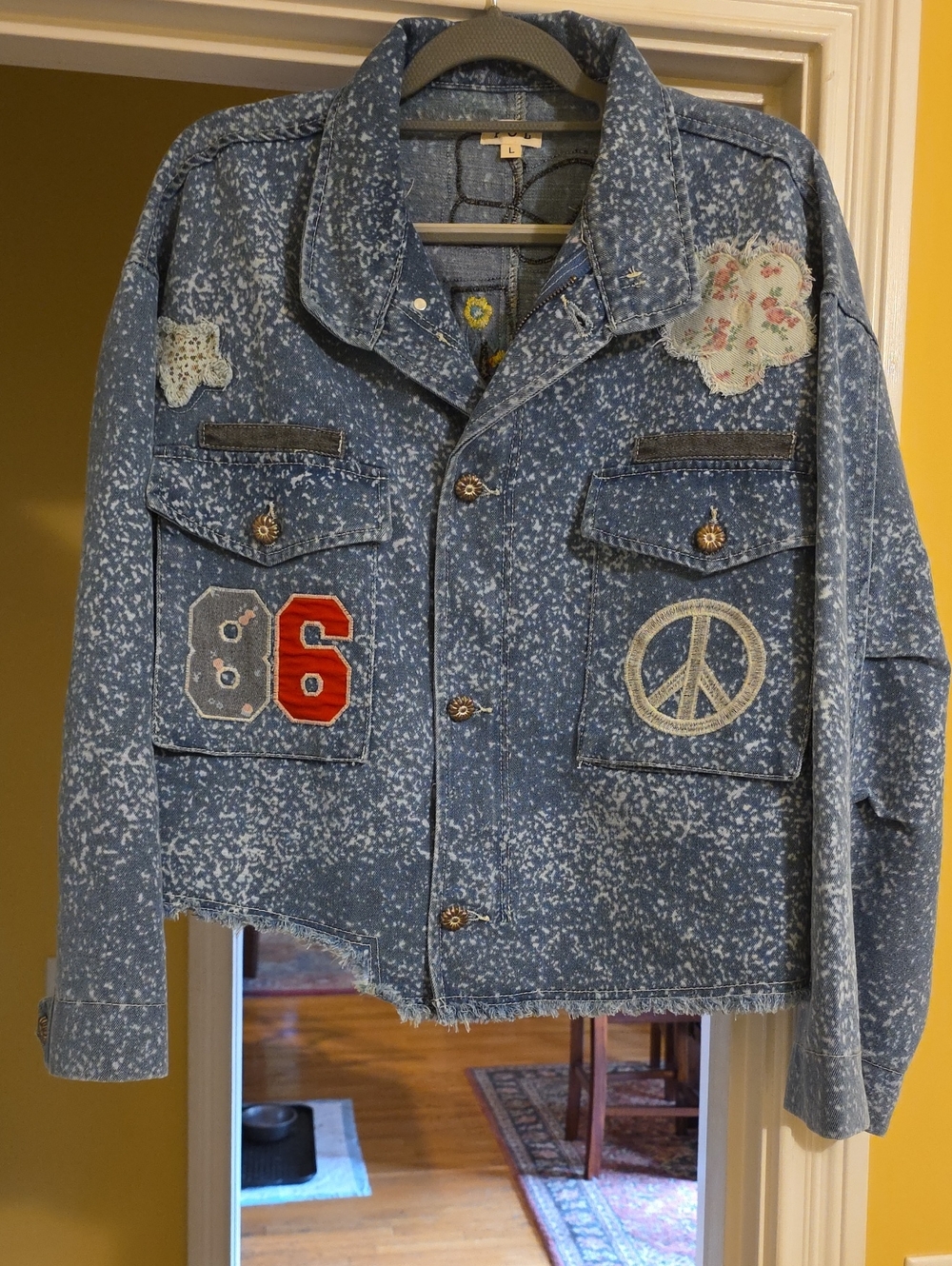 NWOT POL Blue Speckled Denim Jacket with Patches